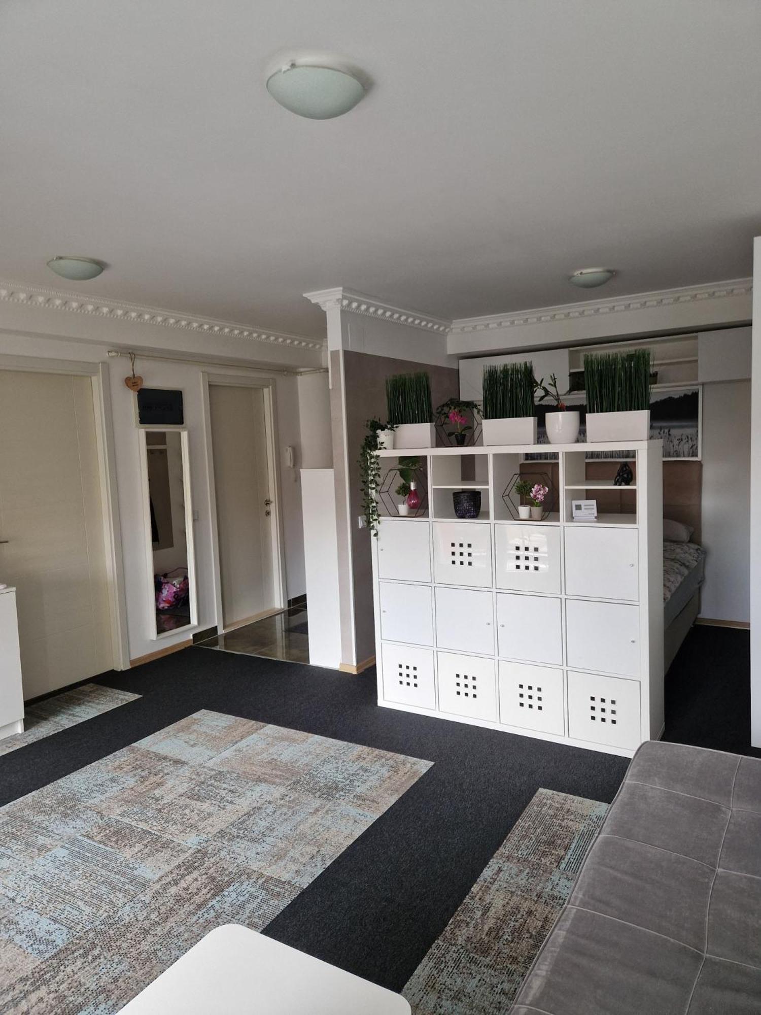 Apartament In โอโตเปนี ภายนอก รูปภาพ